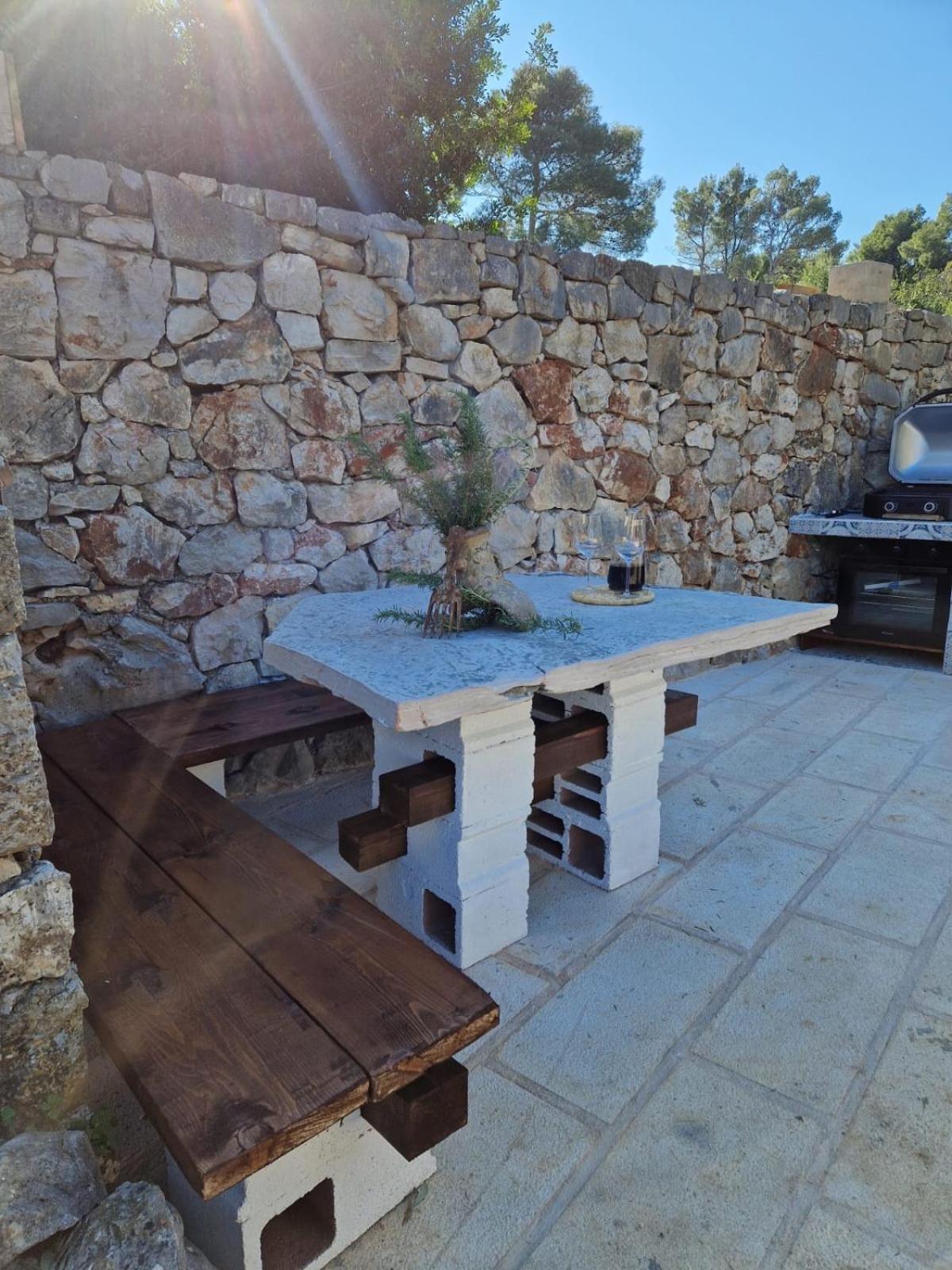 Apartmani Huljic Stari Grad  Luaran gambar